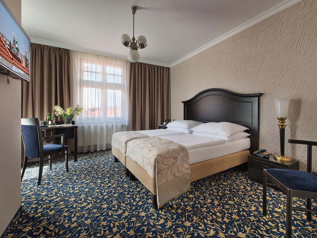 Ea Hotel Royal Esprit Prague Ngoại thất bức ảnh